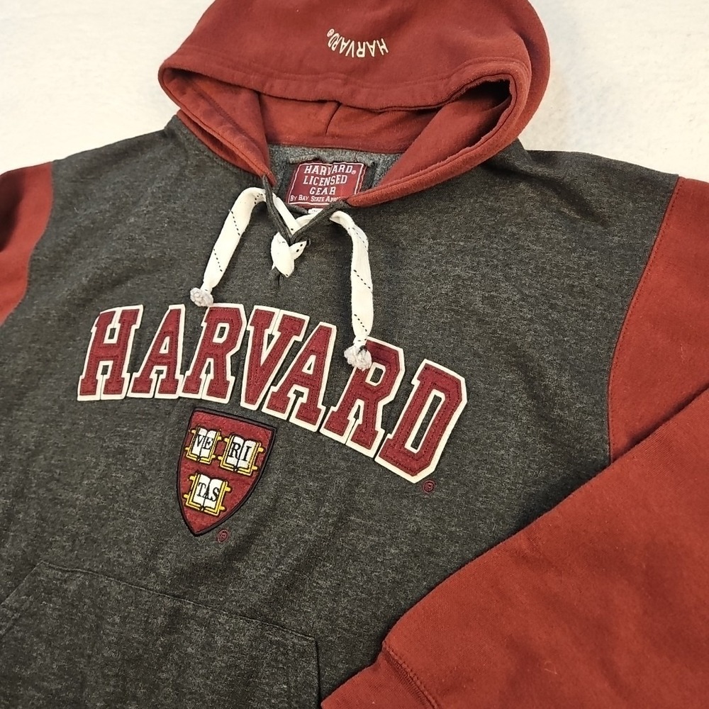 Harvard University Veritas Hoodie‎ Harvard Licensed Gear Bay State Apparel Sz XL
